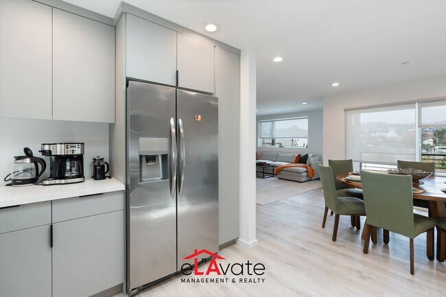 Photo - 1035 N Serrano Ave