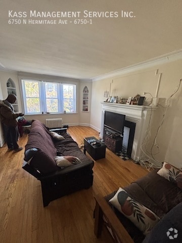 Building Photo - 6750 N Hermitage Ave Unit 6750-1 Rental