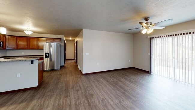 1426 Kayla Pl Unidad 1426 Kayla Place #4