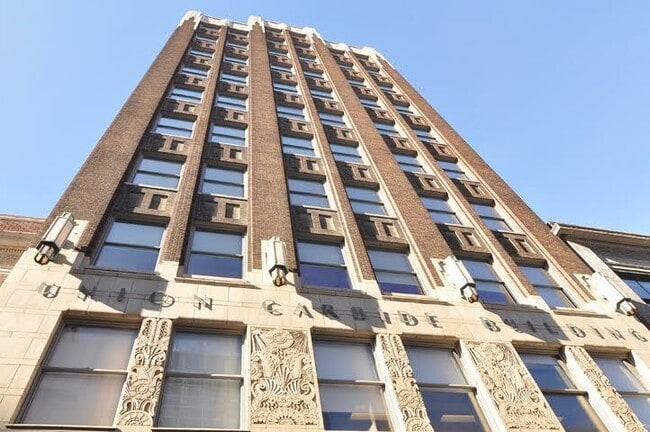 Building Photo - 912 Baltimore Ave Unit 901