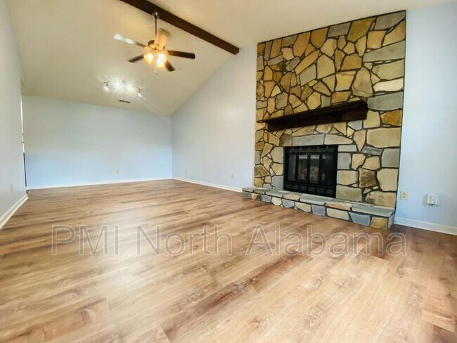 Photo - 212 Elton Cir S