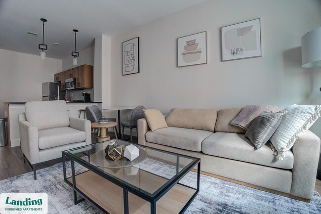 Photo - 1999 E Boston St Unidad 319.1406088