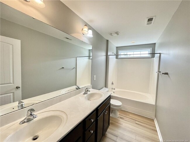 Photo - 12 Agdon Landing