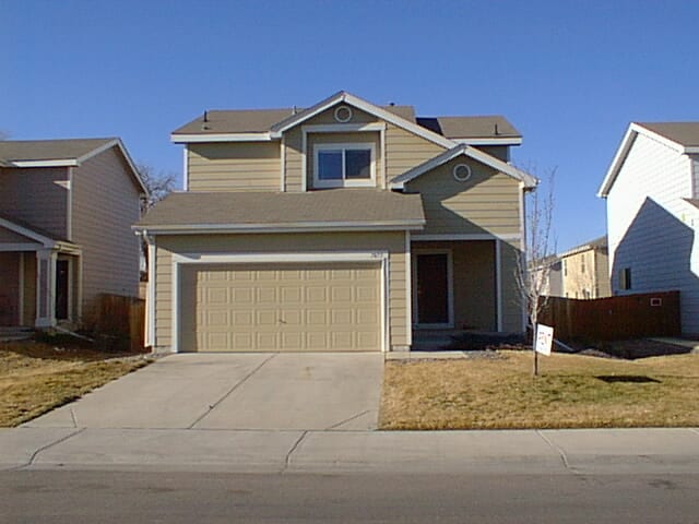 Spacious Two Story Home - Spacious Two Story Home