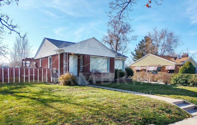 Beautiful 4 Bedroom Home in Sugarhouse - Beautiful 4 Bedroom Home in Sugarhouse