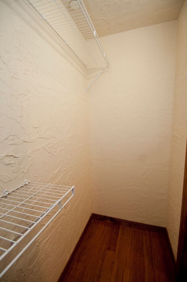 Building Photo - Union Biscuit Warehouse 107 Unit UB 107