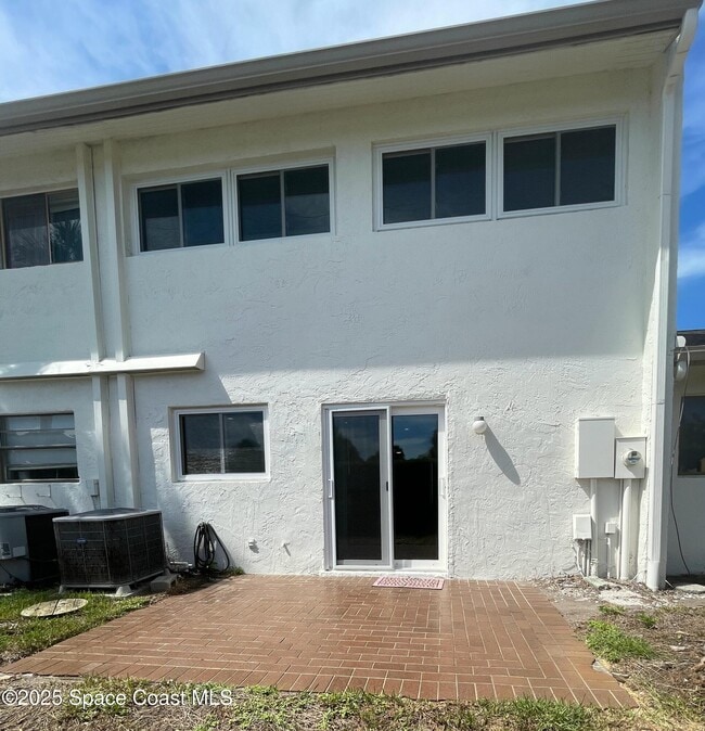 Building Photo - 503 Summerset Ct Rental