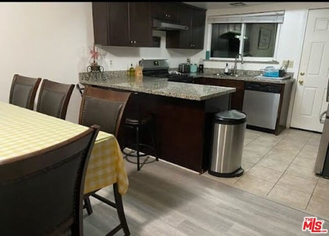 Photo - 1110 Hull Pl