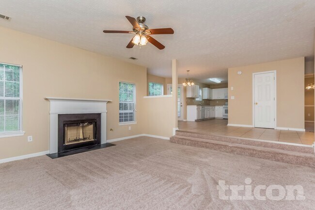 Photo - 2957 Jenkins Dr