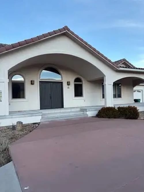 Photo - 337 Dakota Cir