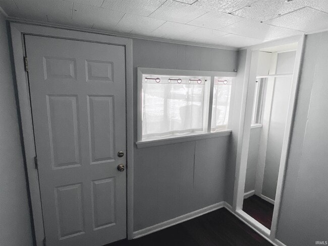 Photo - 809 S Washington St