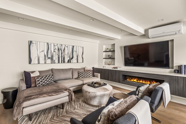 Photo - 1039 E Cooper Ave Unidad 20