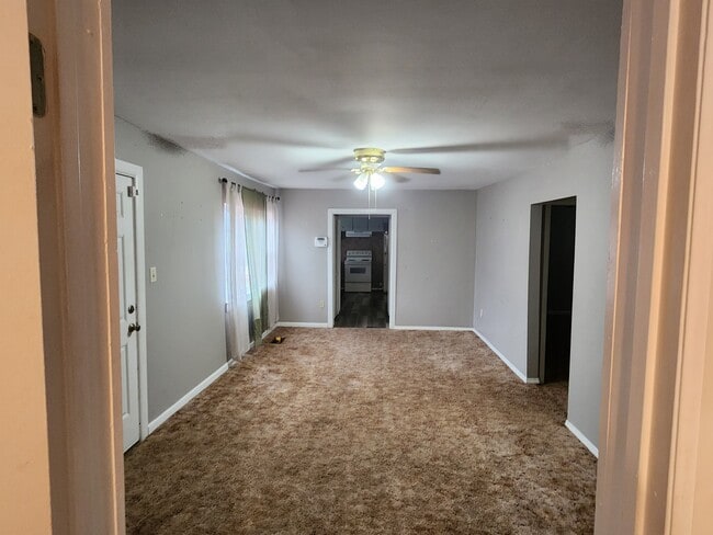 Photo - 205 Cedar St