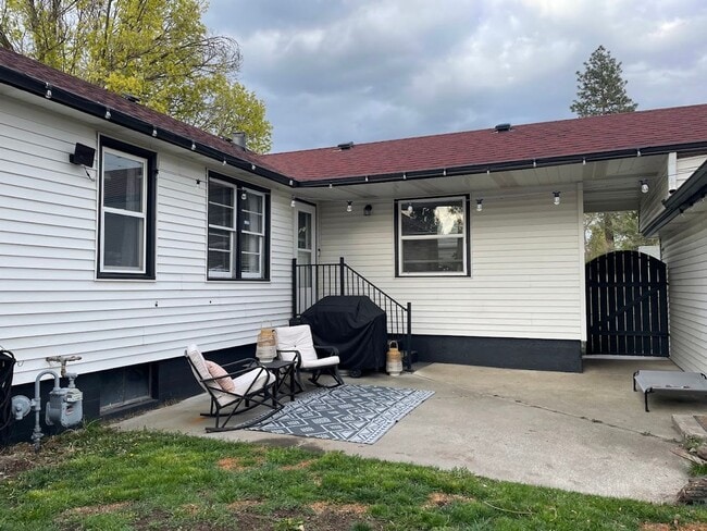 Photo - Audubon-Downriver Neighborhood 3+ bedroom, 1 bath corner lot with large, fenced yard