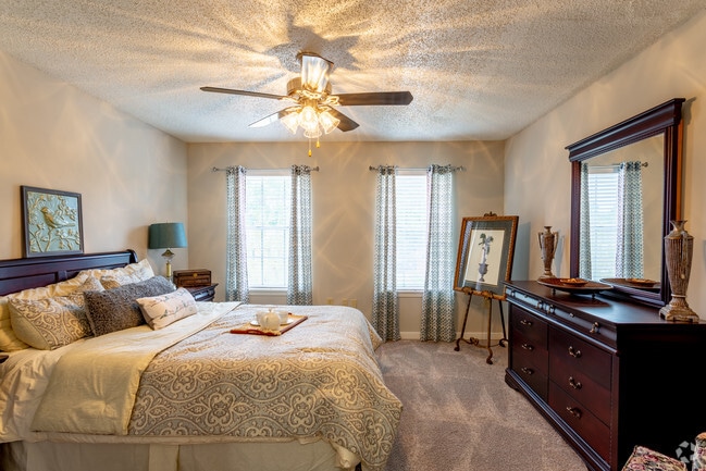 2BR,1.5BA