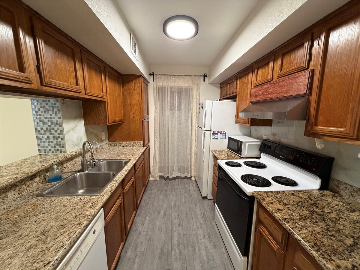 Photo - 6602 Harbor Town Dr Unit 308