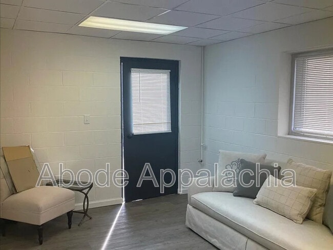 Photo - 126 Melvina Dr Unit #1