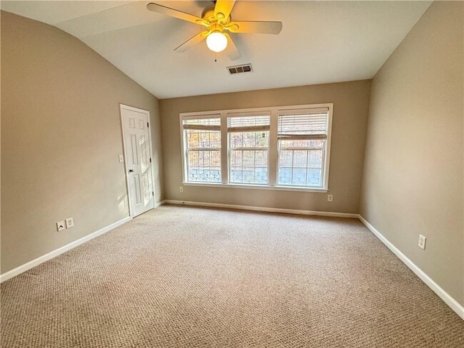 Photo - 962 Prestwyck Ct