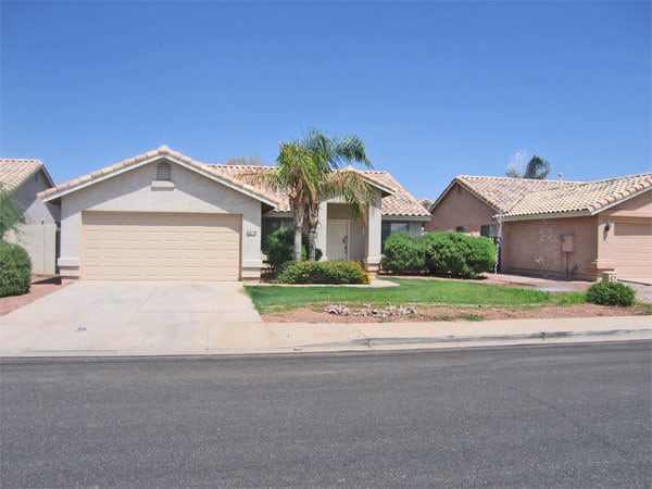 Great 4 bedroom 2 bathroom single level ho... - Great 4 bedroom 2 bathroom single level ho... House