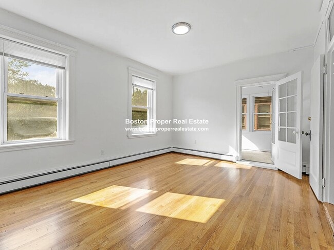 Photo - 134 Pleasant St Unit 3