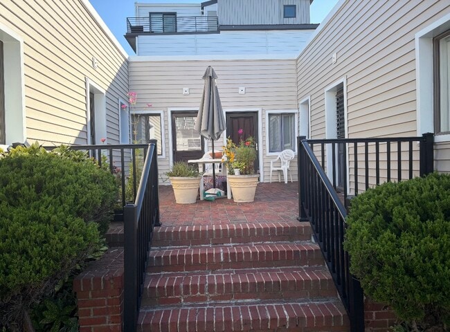 Building Photo - 101 S Coolidge Ave Unit 2 Rental