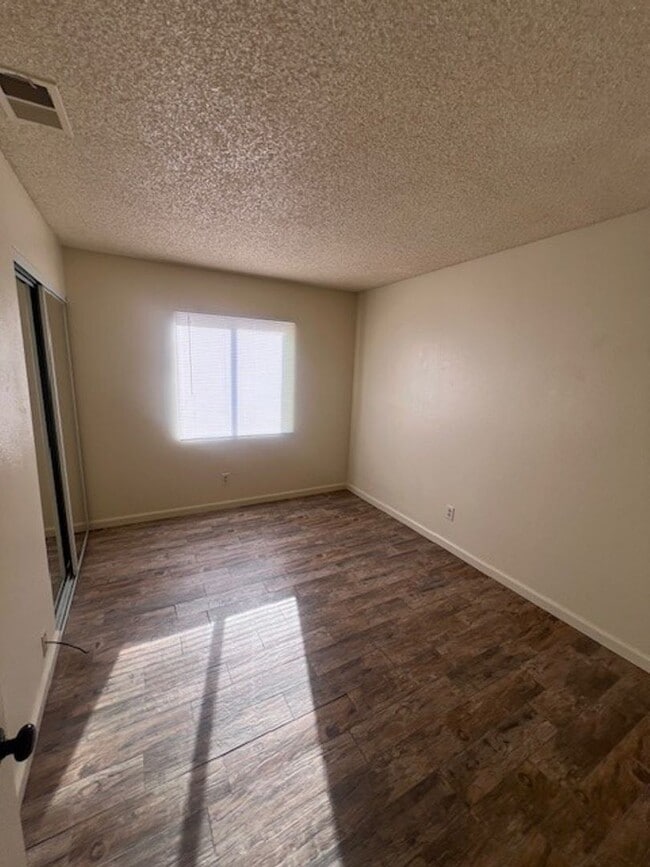 26595 Voyage Ln