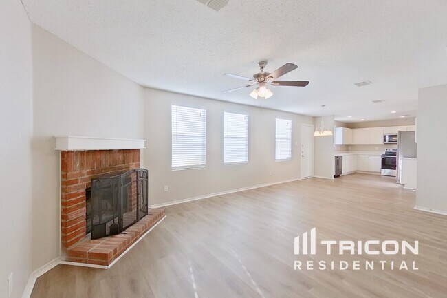 Photo - 16616 Jasmine Springs Dr
