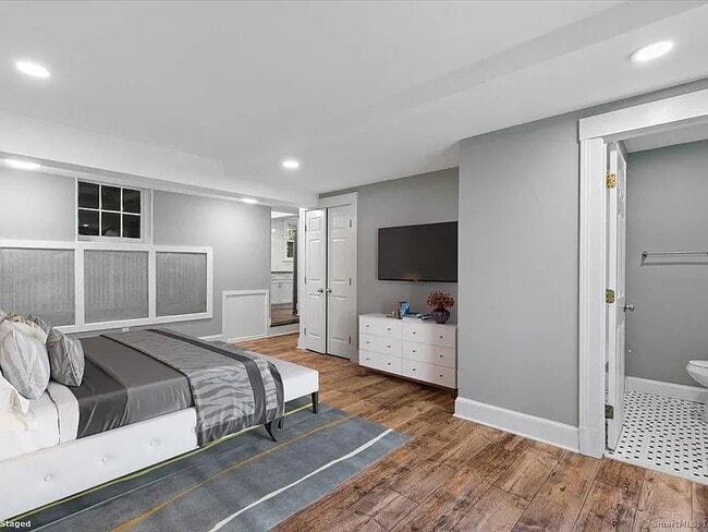 Photo - 203 Ridgewood Ave Unit 1