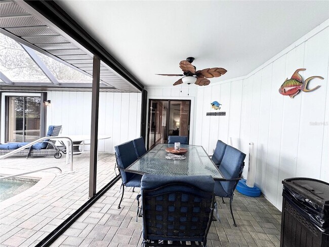 Photo - 290 Rotonda Cir