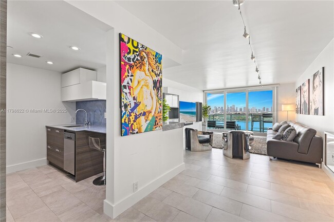 Photo - 1000 West Ave Unidad 1518 Rental