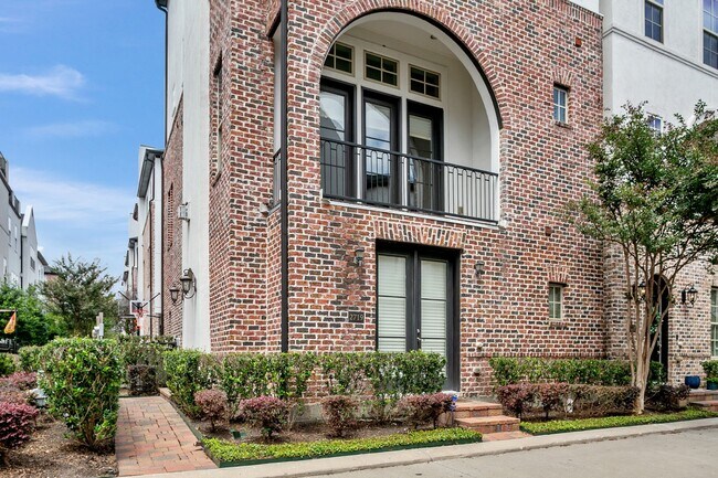 Photo - 2719 Cohn St