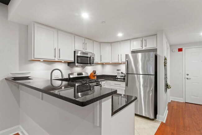 Photo - 4301 Park Ave Unidad 7F