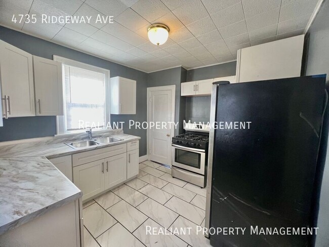 Photo - 4735 Ridgeway Ave