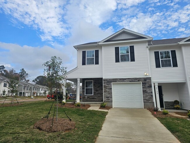 Brand New Townhome in Great North Charlott... - Brand New Townhome in Great North Charlott...