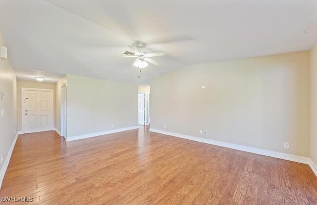 Photo - 27100 Pine Ave