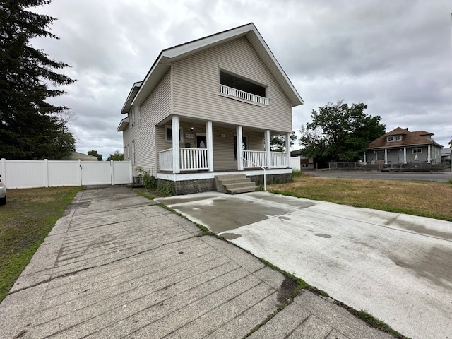 Building Photo - 4704 N Lacey St Unit 3 Rental