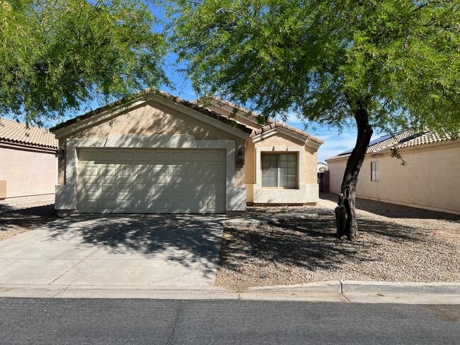 Building Photo - 6614 E Lush Vista View