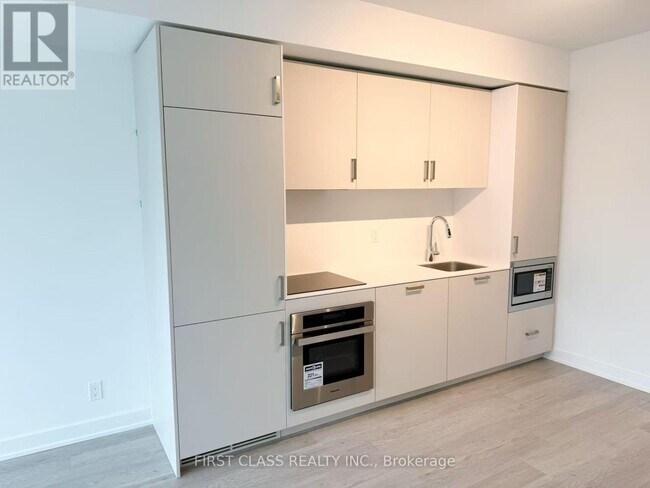 Photo - 88 Queen St E Unit 2912