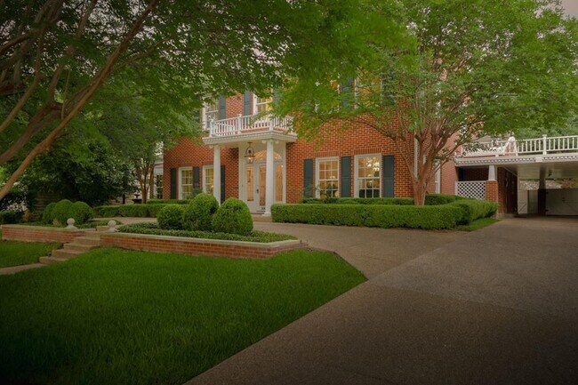 Photo - 3001 Hillview Rd