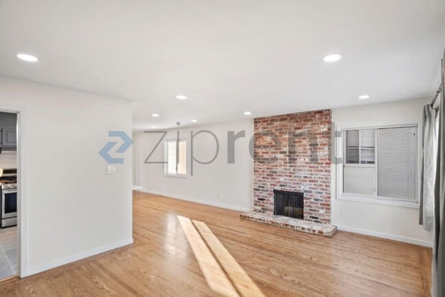 Photo - 109 Alta Mesa Dr