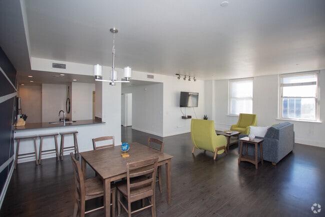 2BR, 2BA - 1365SF - B23U - Historic Electric Building