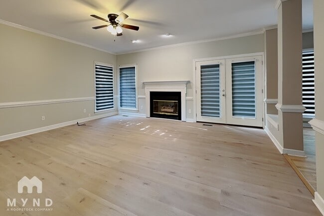 Photo - 302 Barthel Dr