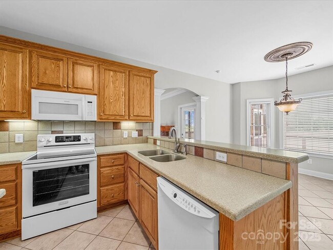 Photo - Gorgeous 3 Bed/2 Bath Home for Rent