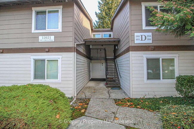 Photo - 12621 NE 130th Way