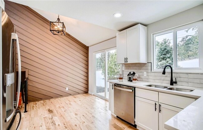 Photo - 30150 Stagecoach Blvd