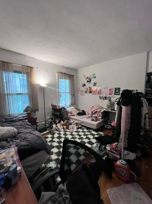 731 Parker St Unit R1