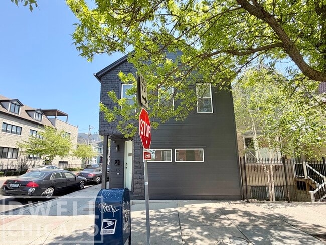 Photo - 1419 N Paulina St Unit 1