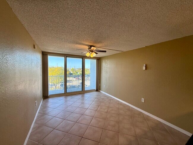 Photo - 3312 Northside Dr Unidad 316