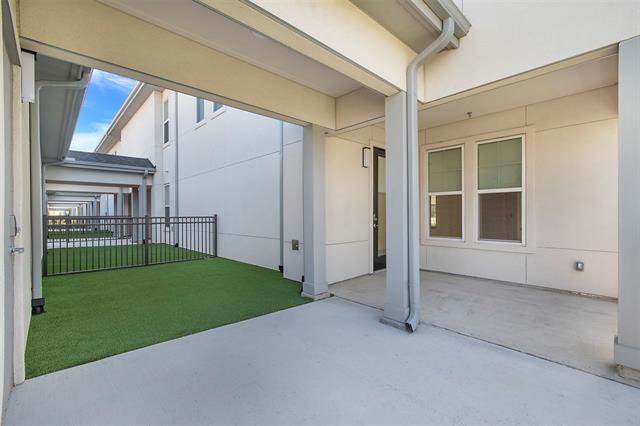 Photo - 11201 American Elm Wy