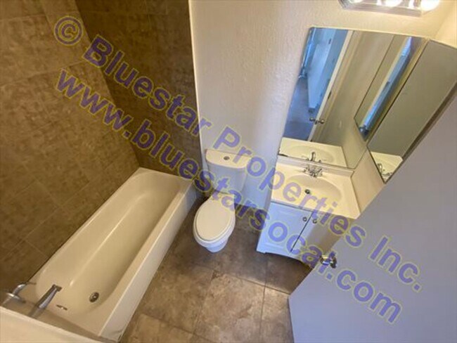 20475 Thunderbird Rd Unit 02